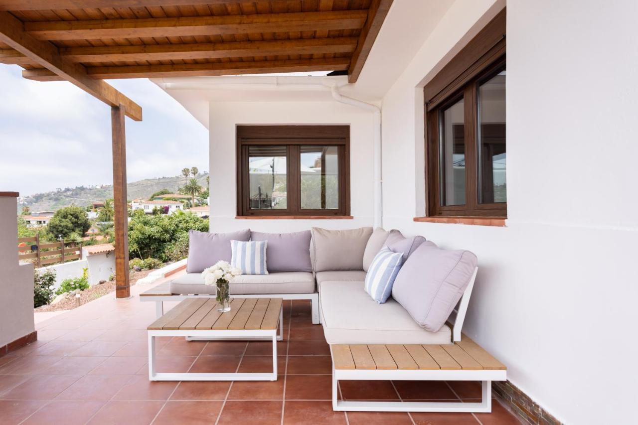 Home2Book Villa Alessandro, Design & Comfort Sauzal Exterior photo