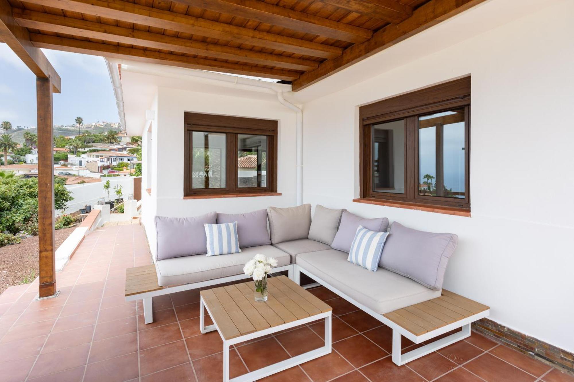 Home2Book Villa Alessandro, Design & Comfort Sauzal Exterior photo